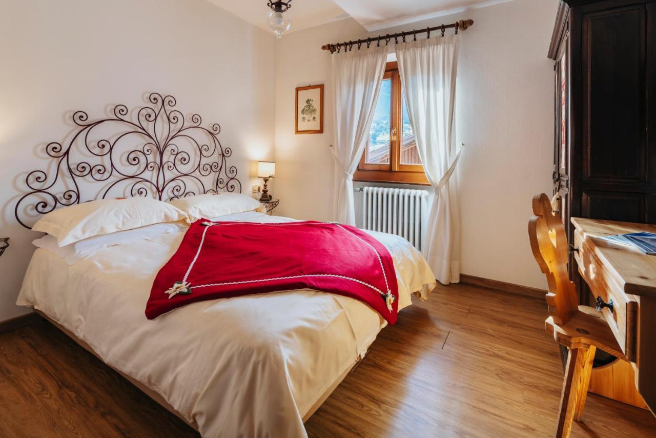 Hotel Panda Cortina- Ricarica Auto Elettriche Cortina dʼAmpezzo Exteriér fotografie