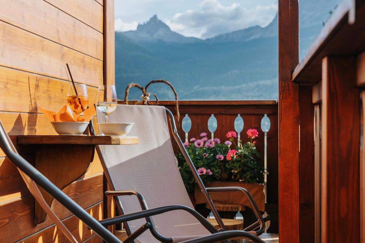 Hotel Panda Cortina- Ricarica Auto Elettriche Cortina dʼAmpezzo Exteriér fotografie