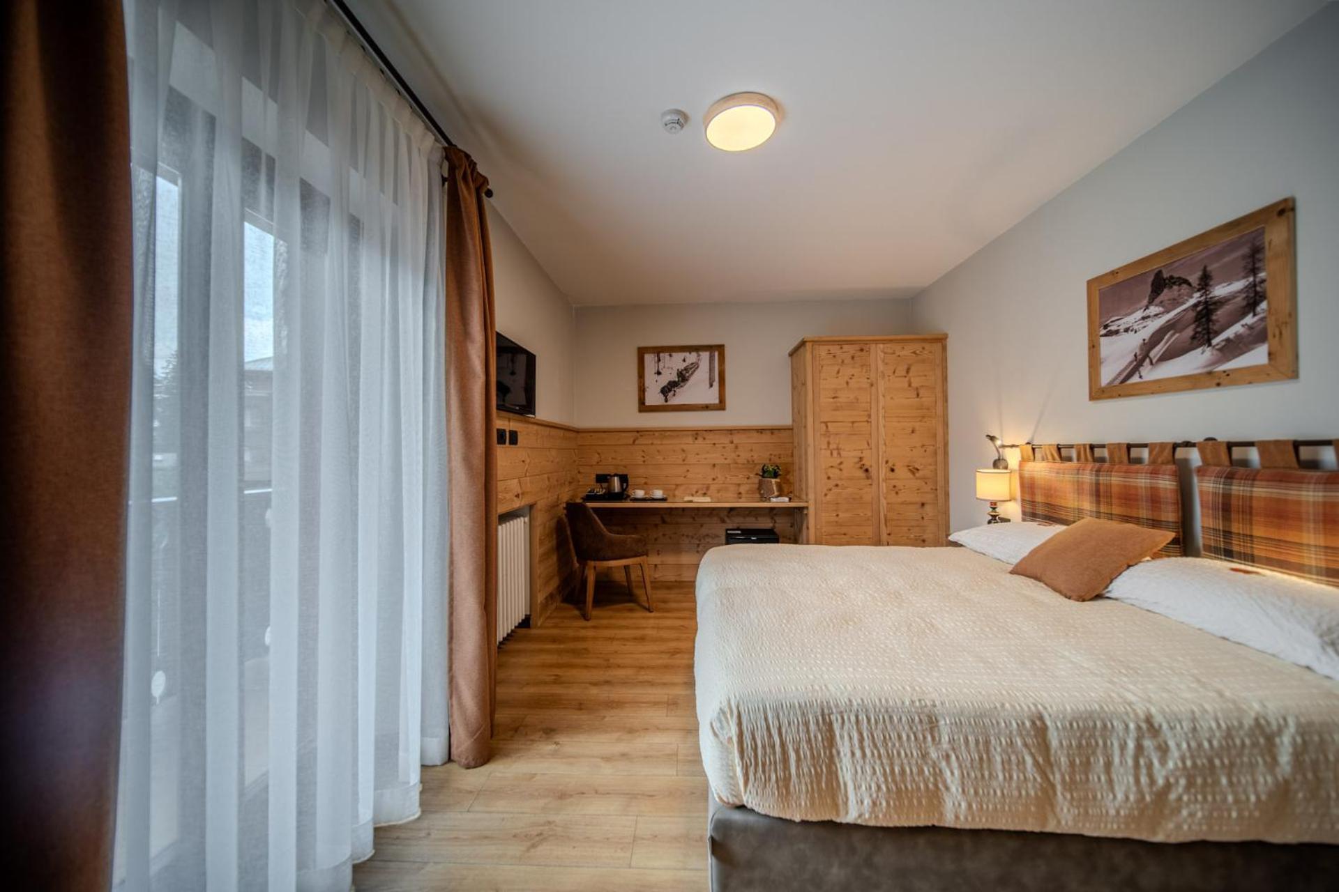 Hotel Panda Cortina- Ricarica Auto Elettriche Cortina dʼAmpezzo Exteriér fotografie